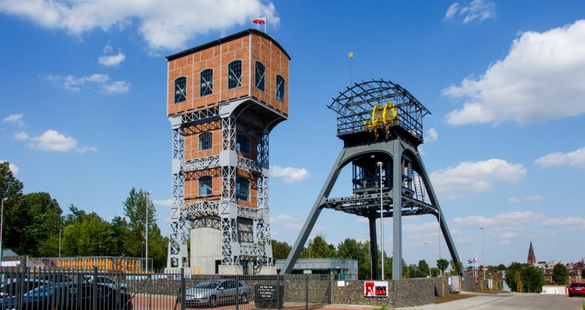 wieże górnicze które warto zobaczyć na śląsku - dwie wieże w świętochłowicach