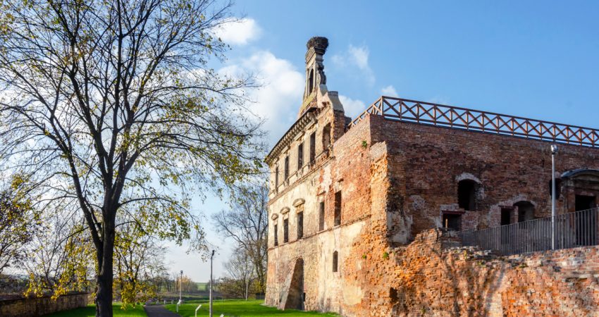 Ruiny zamku w Ujeździe w Opolskiem